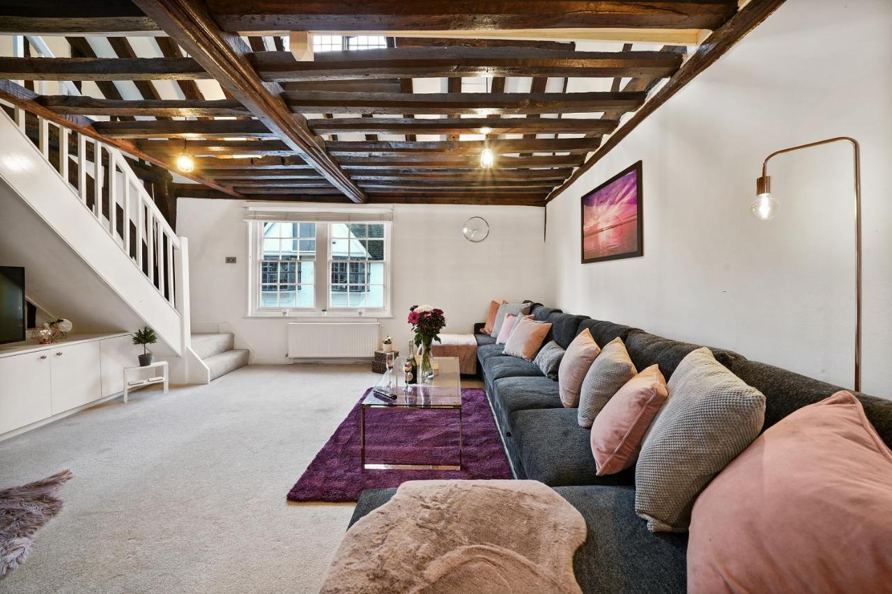 The Stunning Luxury Duplex Of Canterbury Bagian luar foto